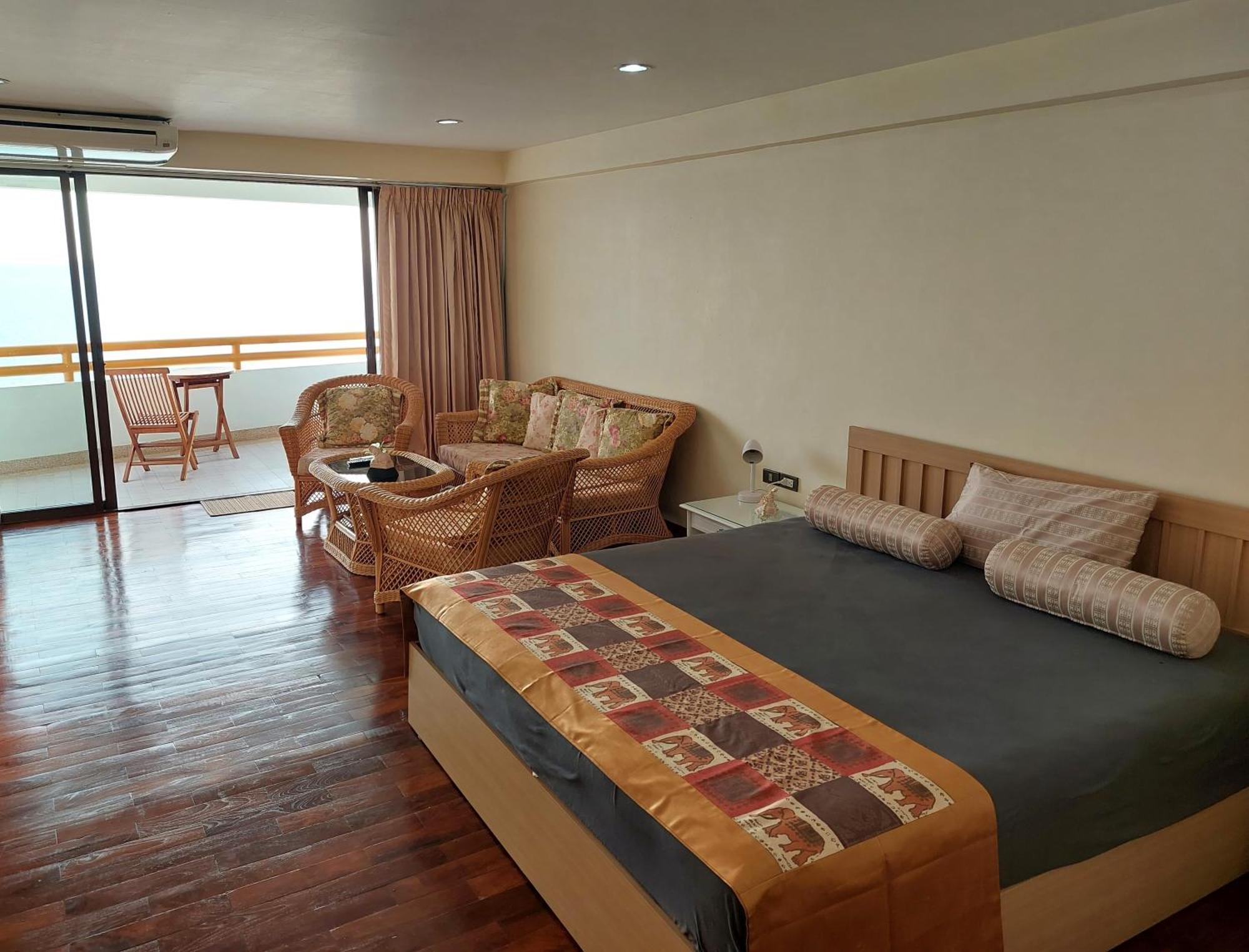 Sunshine Beach Condotel Na Chom Thian Ngoại thất bức ảnh